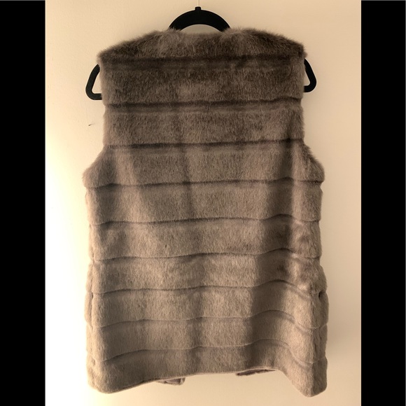 TED BAKER fur Gilet - Picture 5 of 9